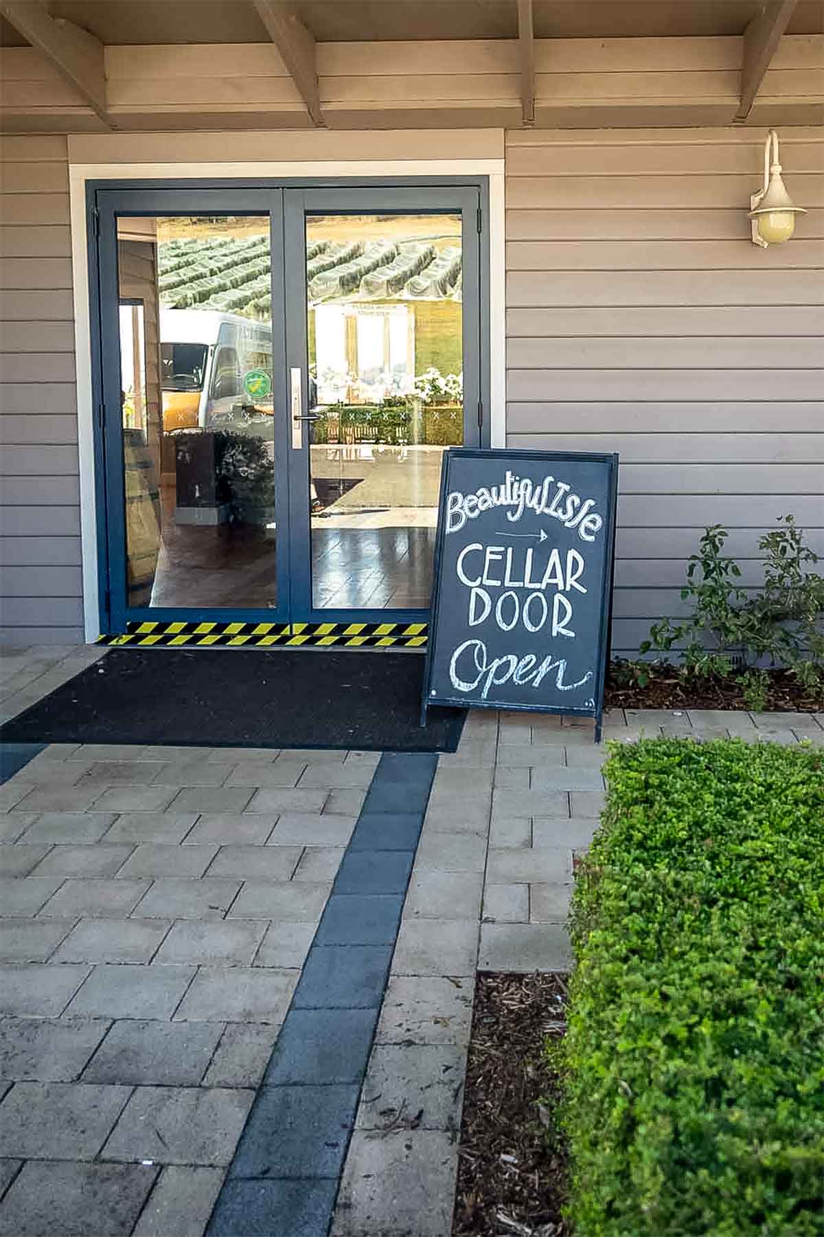 Beautiful_Isle_Cellar_Door Beautiful Isle cellar door. Some amazing hand crafted wines are available here.