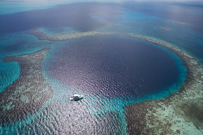 Blue Hole Ambergris Caye Belize