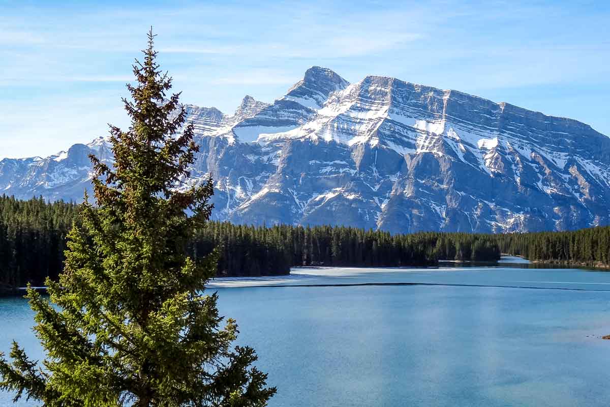 Double Jack Lake with Rundle Mountain in the background