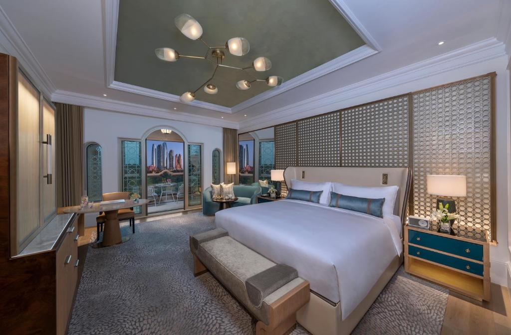 Emirates Palace Room