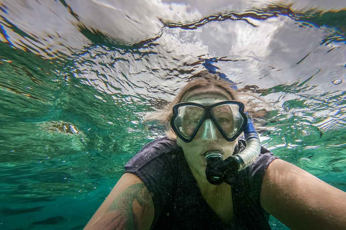 Jen snorkelling in To Sua Ocean Trench