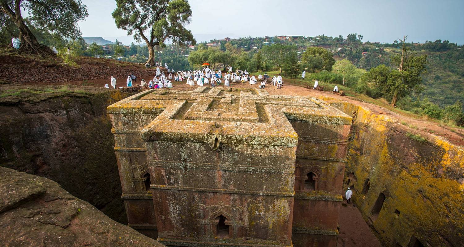 Sunday mass at the rock hewn churches of Lalibela