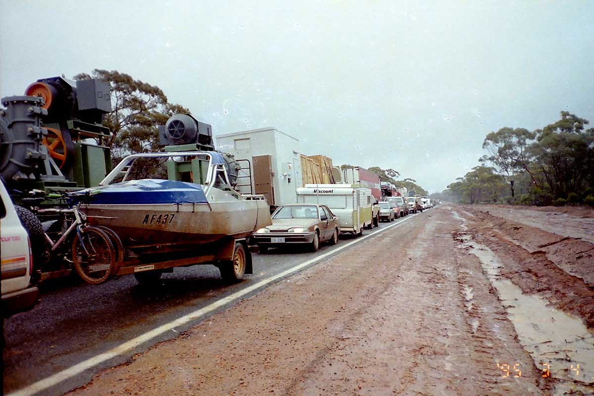 Stuck on the Nullabor during flooding in 1995