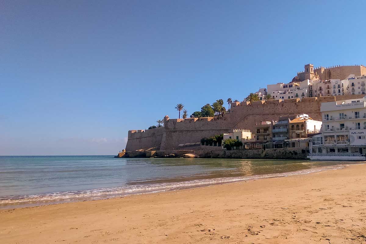 PeniscolaBeach Peniscola beach and castle