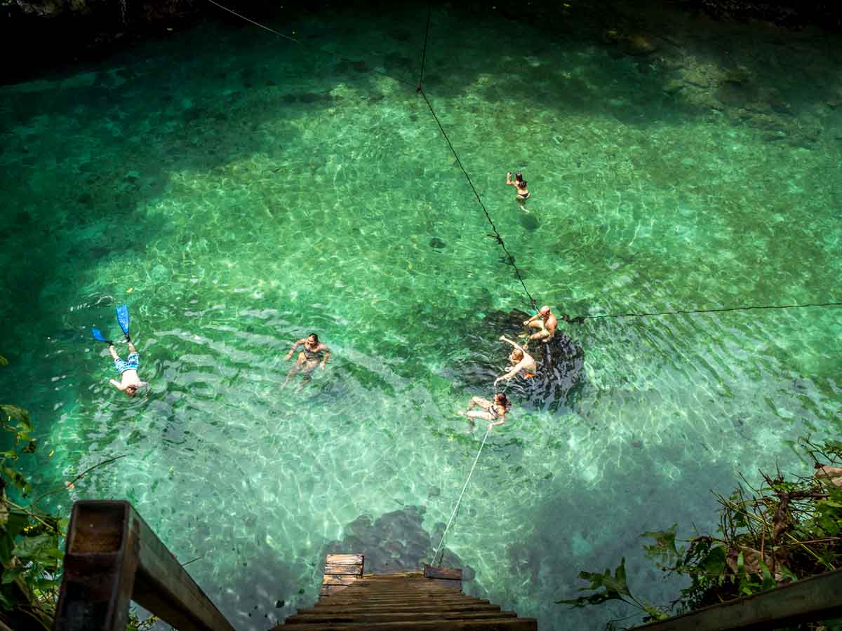 Swimmers in To-Sua Ocean Trench
