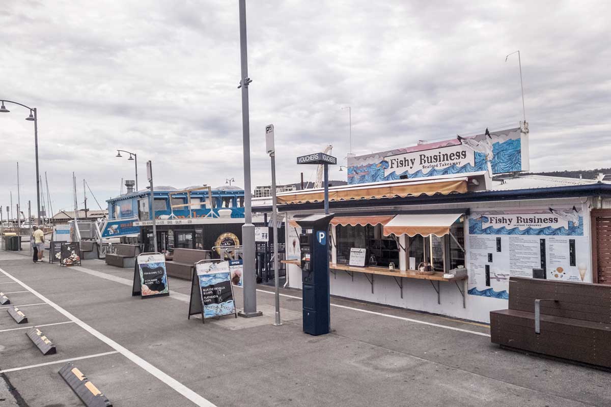 Eating places along the wharf in Hobart