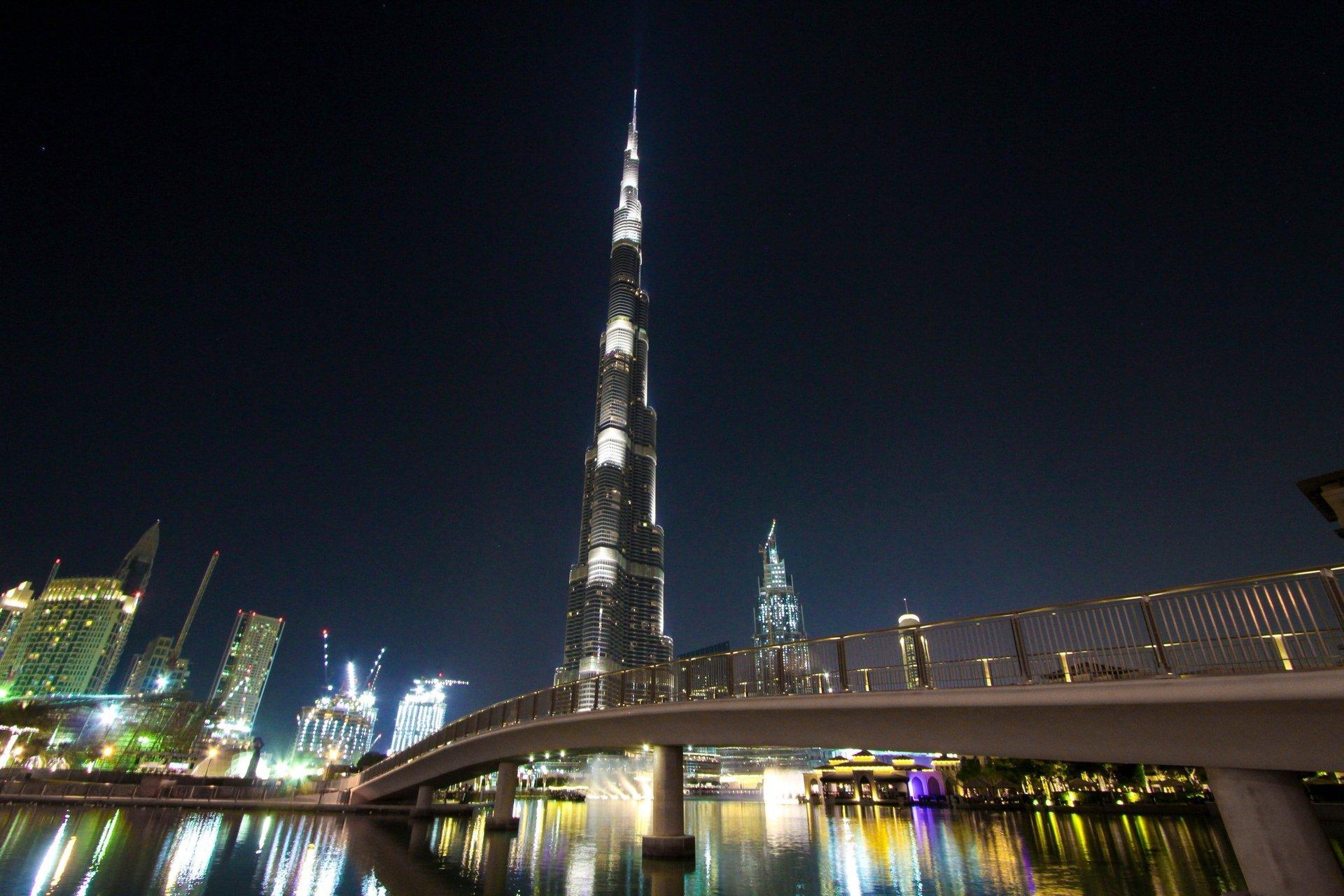The Burj Khalifa, Dubai towering above the rest of the city.