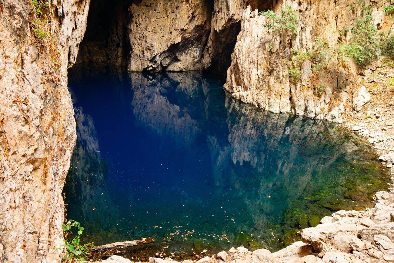 The cobalt blue sleeping pool at Chinhoyi Cave