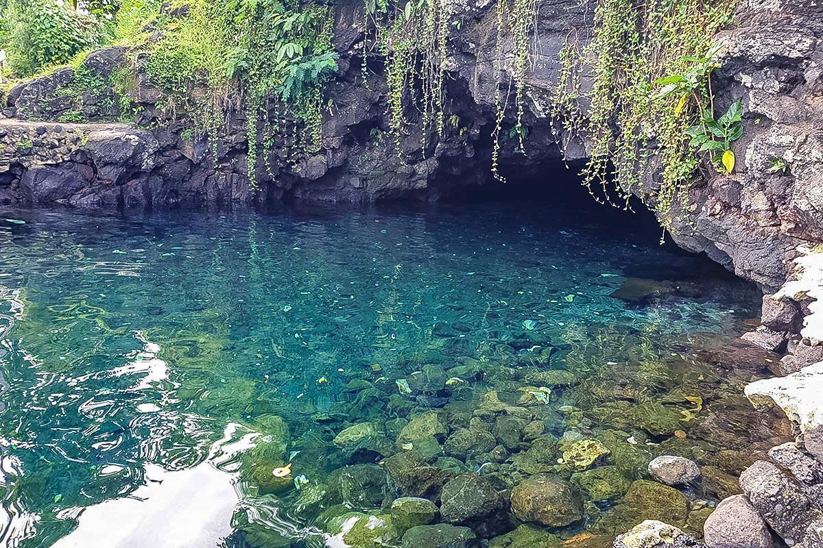 PiulaChurchSwimmingHoleCave Piula Cave pool Samoa