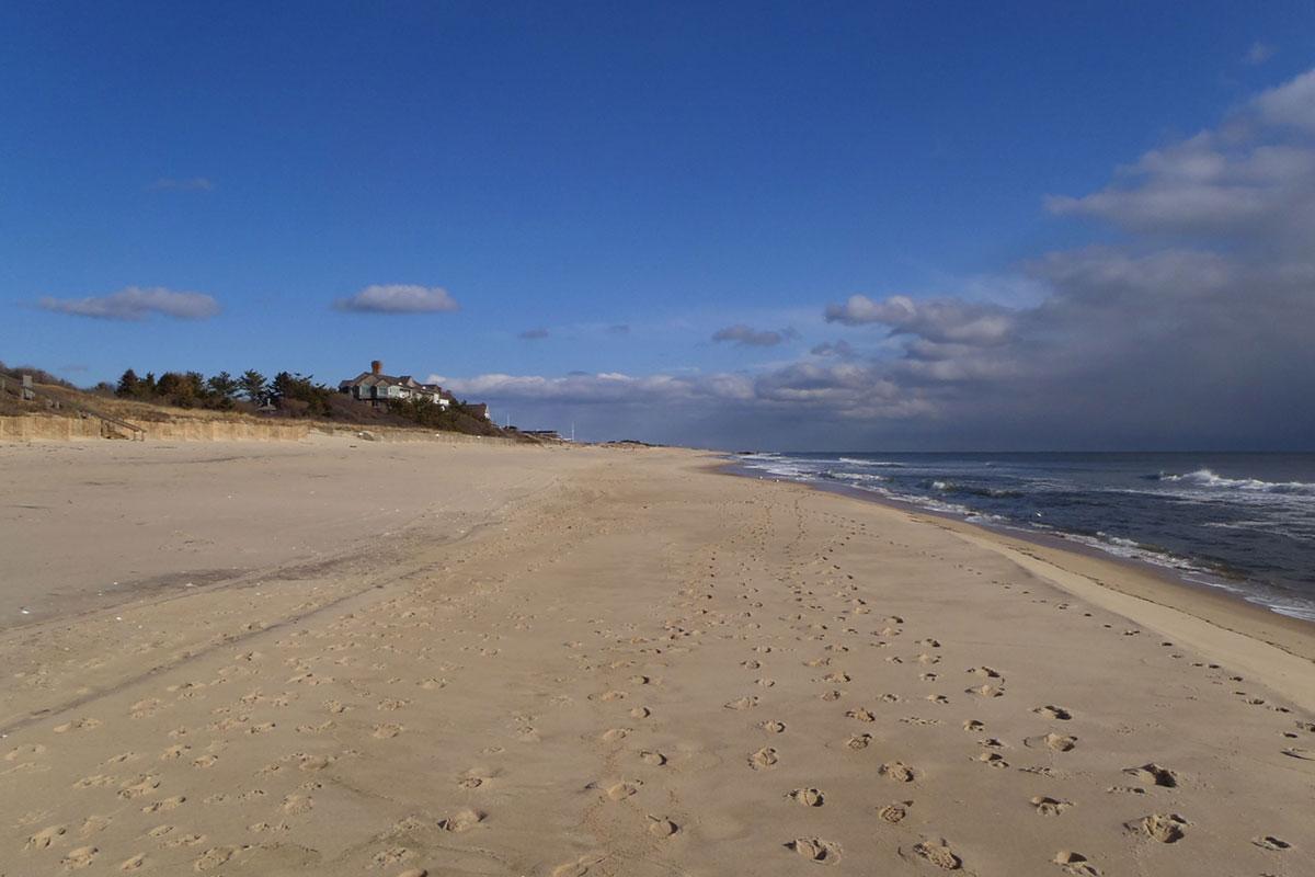 EastHamptonBeachOPT East Hampton Beach